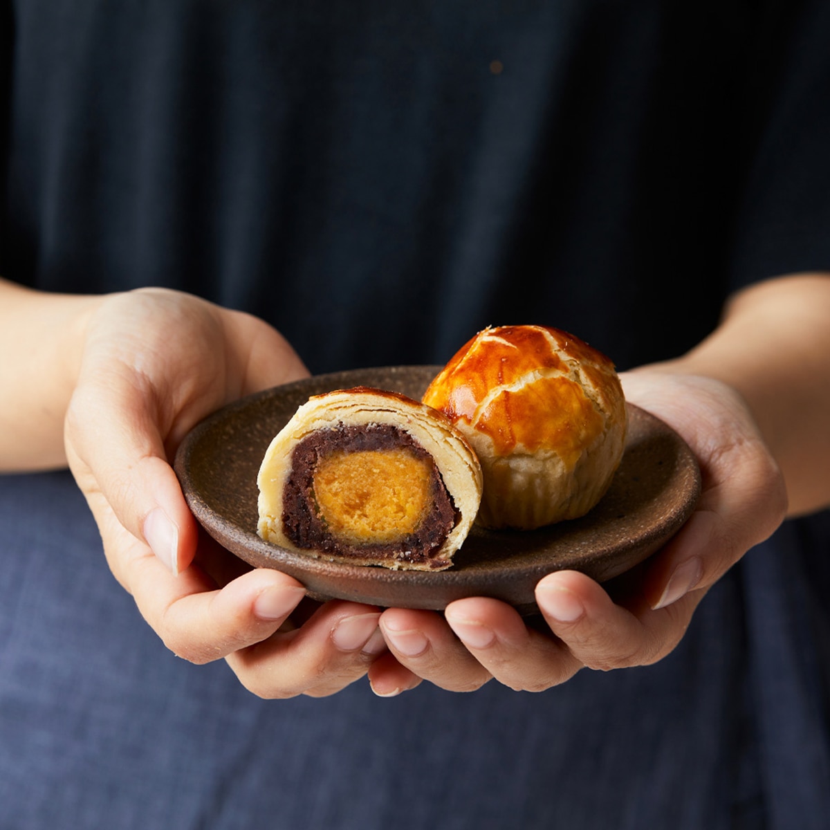 Chen Yun Pao Chuan Billionaire Egg Yolk Pastry 8P (15oz